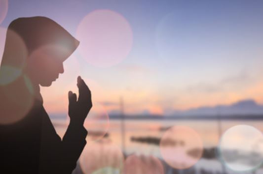 Istri Pembisik Suami Istri Pembisik Suami
