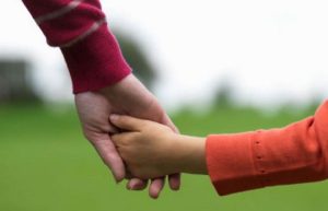 Memilih pendidikan Ilmu Agama untuk kebahagiaan anak kita