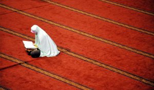 I’tikafnya Wanita Di Dalam Masjid
