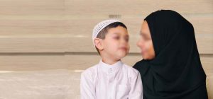 Isteri Harus Bersungguh-sungguh dalam Mendidik Anak