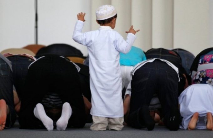 Dampak Keteladanan Amal Salih Orang Tua Dampak Keteladanan Amal Salih Orang Tua