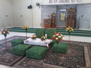 Apakah dibolehkan melangsungkan pernikahan atau akad (nikah) di dalam masjid?