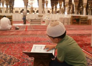 Kiat Membimbing Anak dalam Menghafal Al-Quran