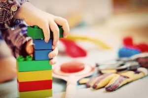 Orang Tua yang Lalai Memperhatikan Anak